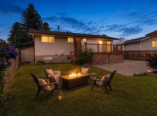 152 N Maddock Way NE, Calgary, AB T2A3X3