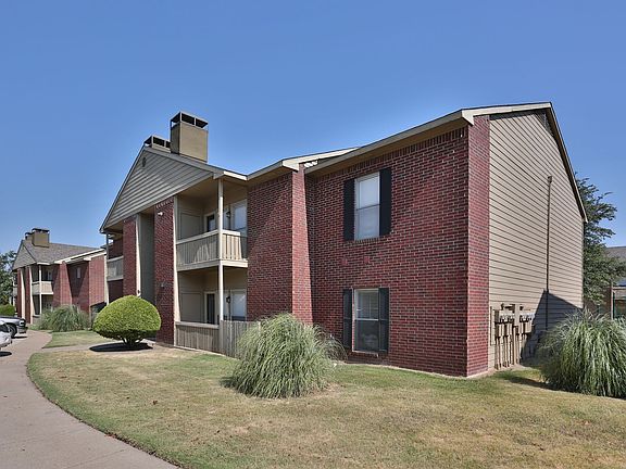 2nd image of 2003 Skyline Dr APT 2201