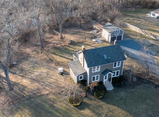 74 Mount Sinai Coram Rd, Coram, NY 11727