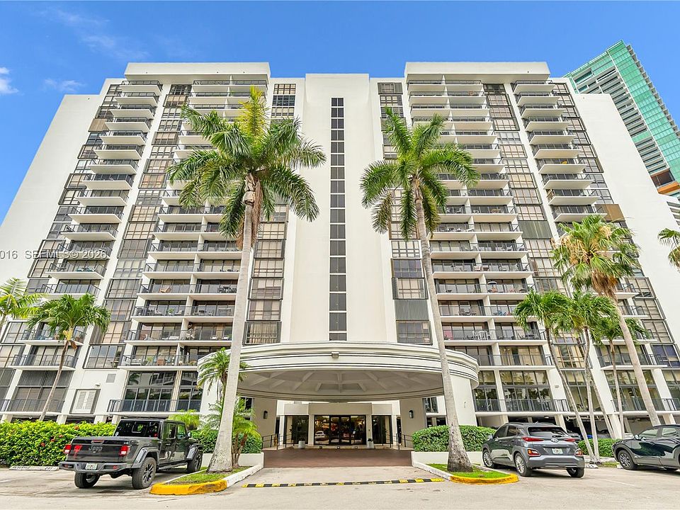 1st image of 1450 Brickell Bay Dr APT 1815