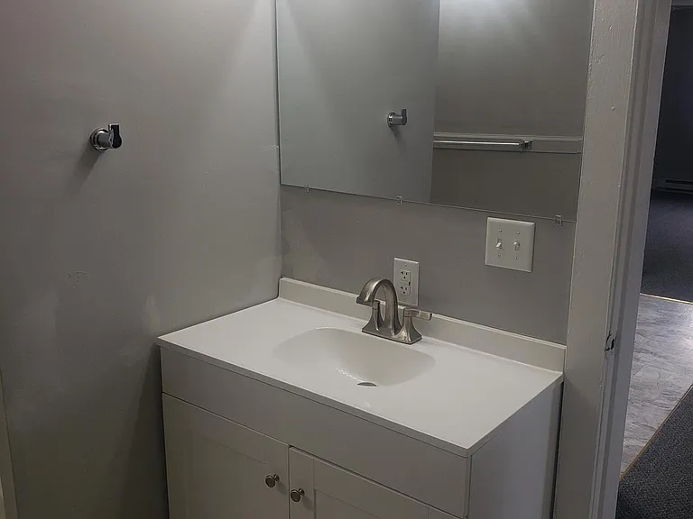 Unit 12 Bathroom