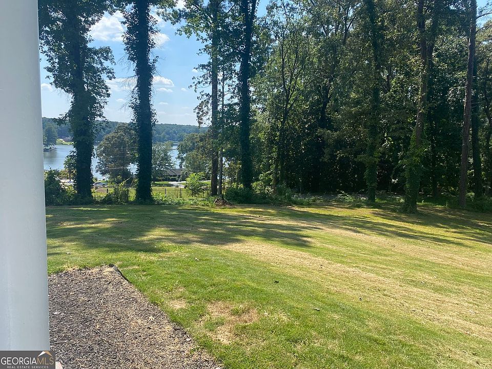 2nd image of 3257 S Bay Dr