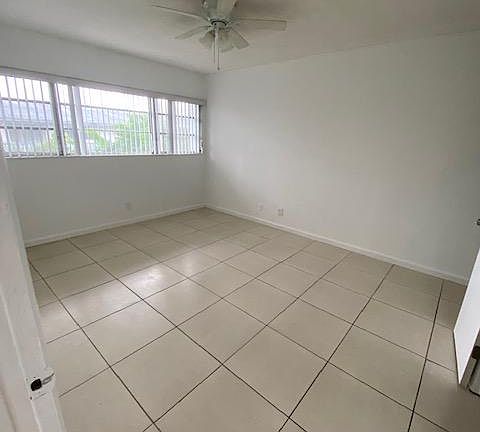 4th image of 16800 NE 15th Ave APT 206