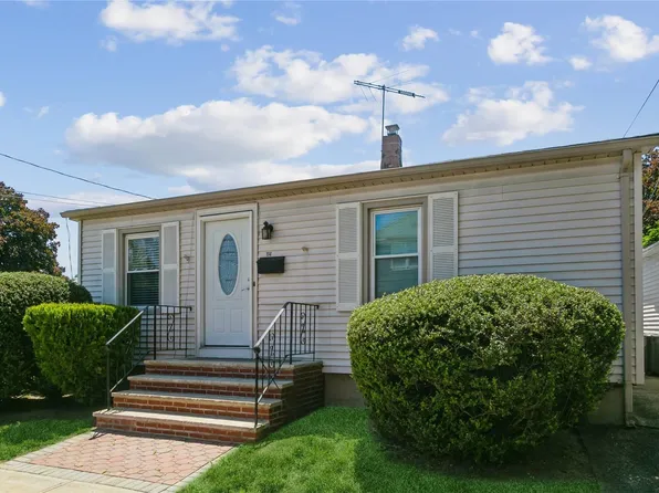 114 Barwick Street, Floral Park, NY 11001