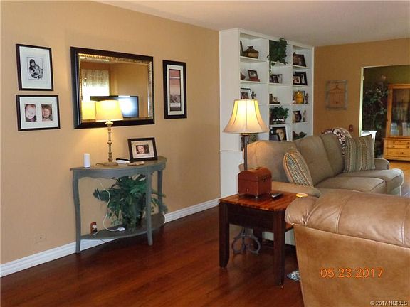 4th image of 1016 Newton Dr