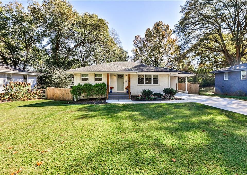 1st image of 1008 Magnolia Dr SE