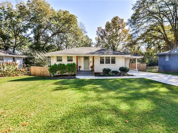 1008 Magnolia Dr SE, Smyrna, GA 30082