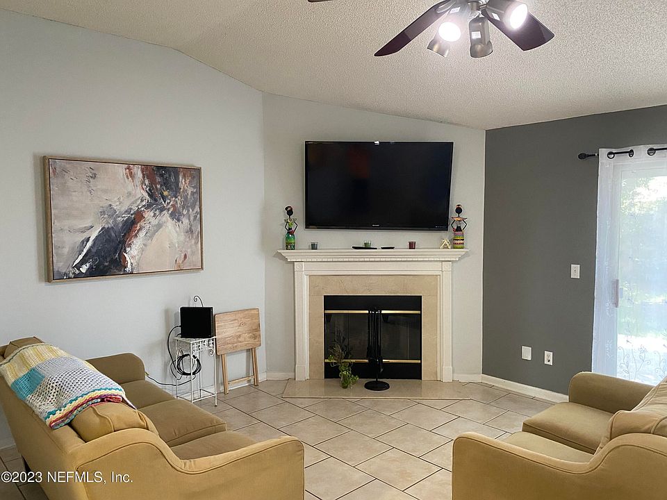 2nd image of 3726 WOODBRIAR Drive