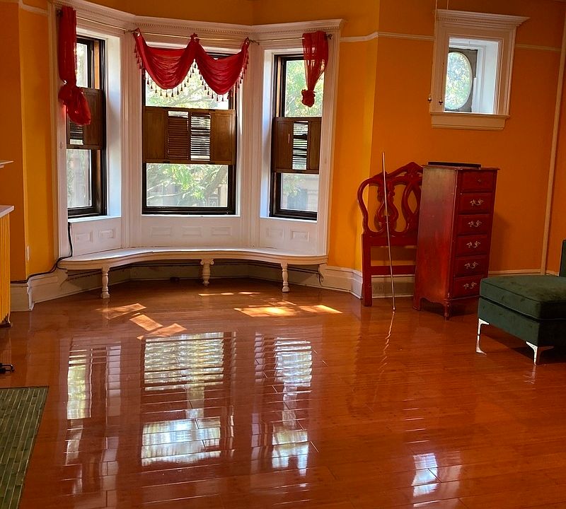 1st image of 861 Park Pl Floor 2