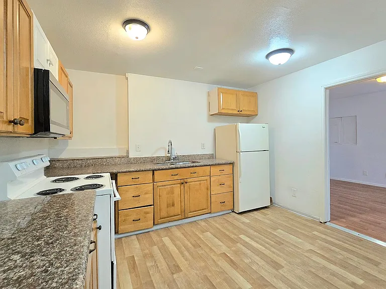 15602 Ash Way #1-4 — Photo 7