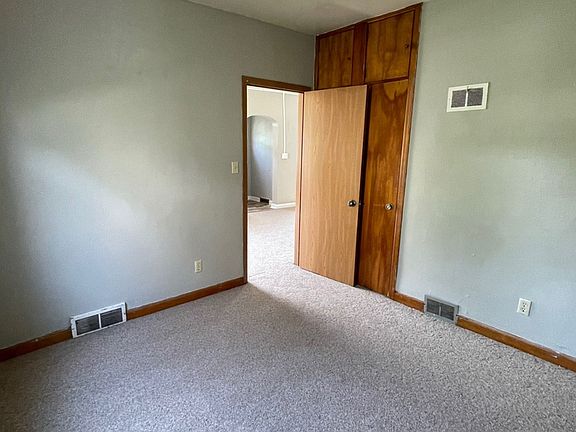 3rd image of 606 Menomonie St #Me606x