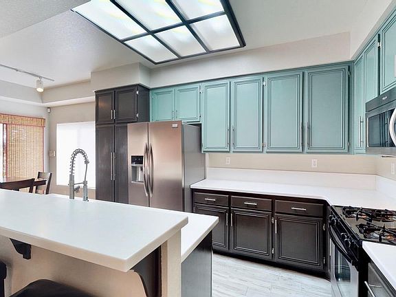 4th image of 12521 Town Hill Ct