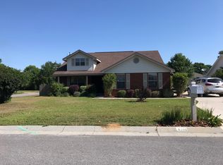 4201 Berry Cir, Pace, FL 32571