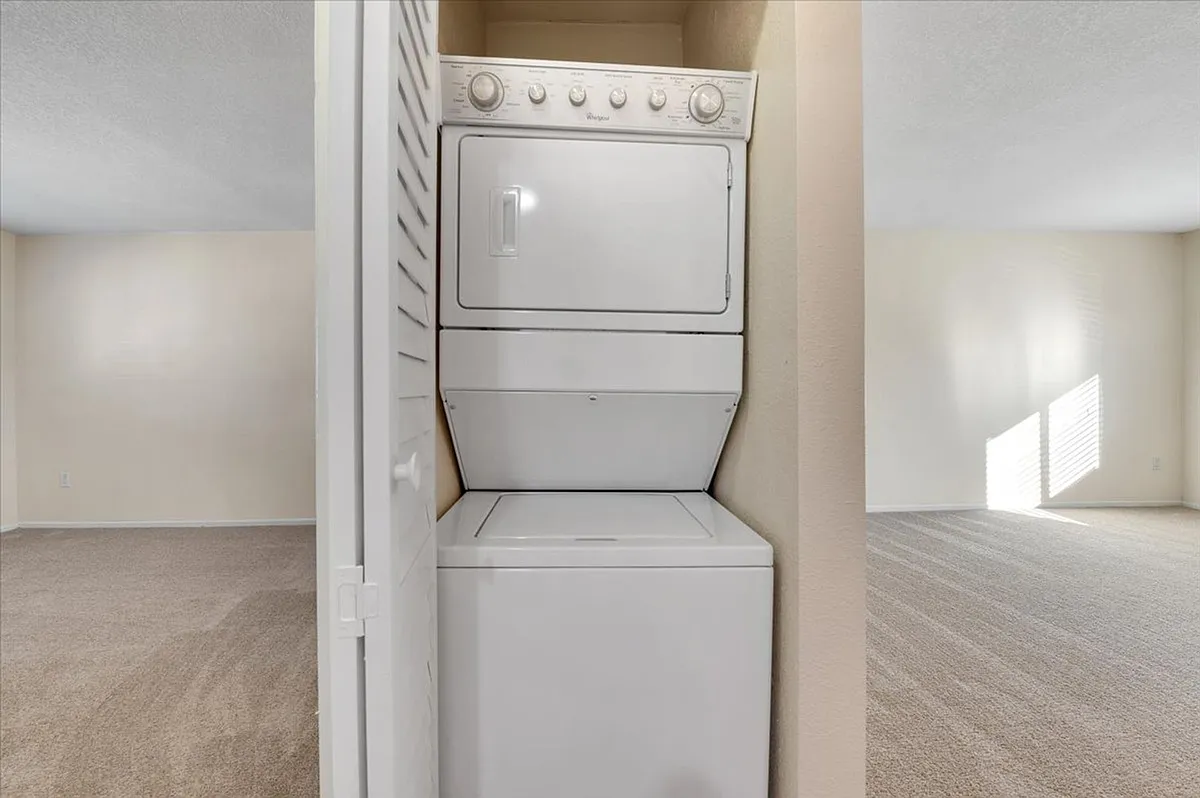 Building Photo - Kenora Terrace Apartments - Spring Valley, CA