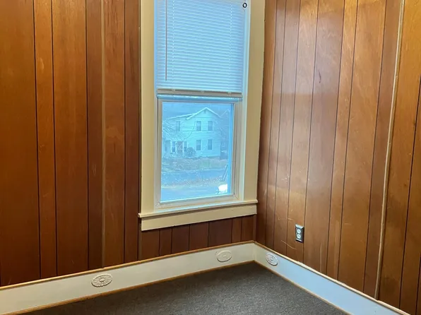 (undisclosed Address), Auburn, NY 13021