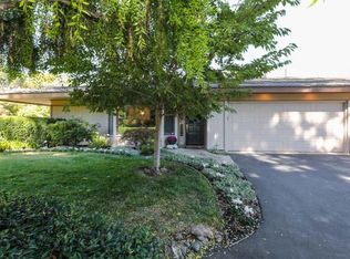 16 Bay Tree Ln, Los Altos, CA 94022