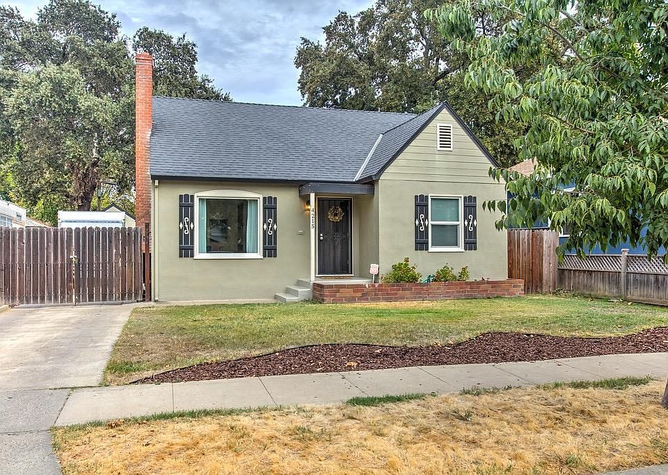 1st image of 4215 52nd St