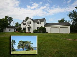 6590 Jarvis Rd, Gloucester, VA 23061