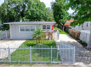 The Pines, Miami, FL 33133