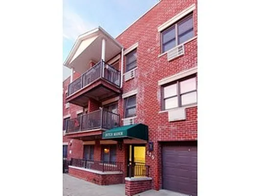 Sold by Corcoran | media 3