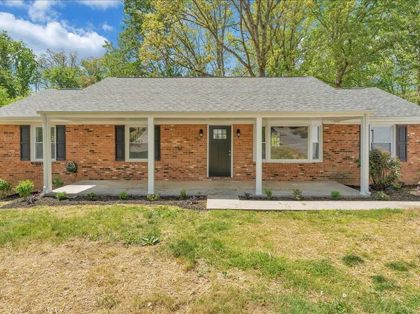 5424 Loblolly Dr, Roanoke, VA 24019