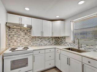711 Lori Dr APT 110, Palm Springs, FL 33461