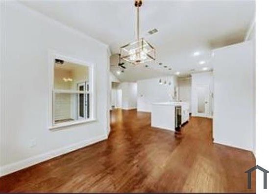3rd image of 2029 S Edgewood Ter