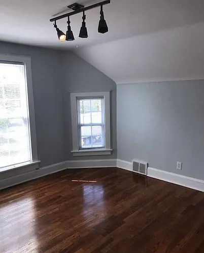 1003 Fulton Ave Photo 1