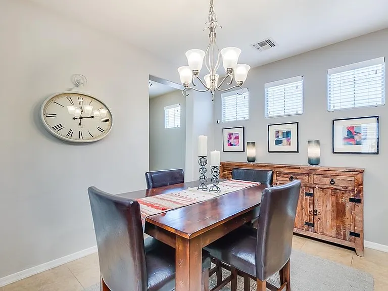 3487 E Windsor Dr — Photo 12