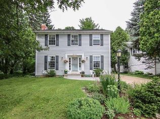 1110 University Bay Dr, Madison, WI 53705