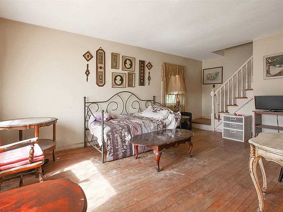4th image of 7603 264th St