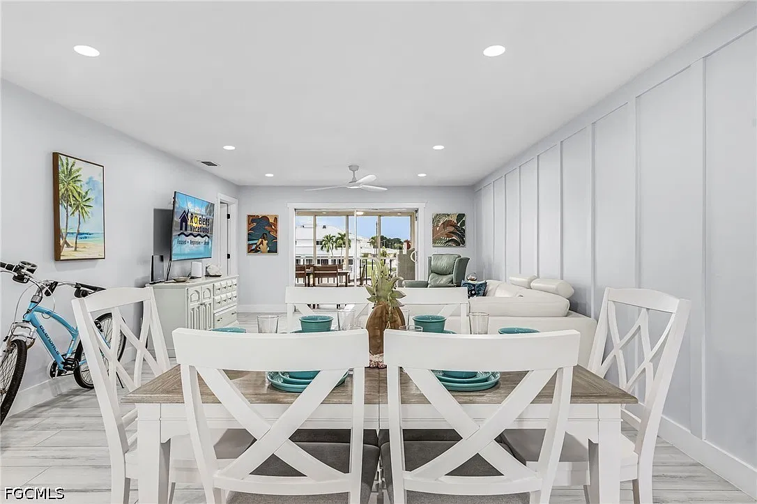 3 bed, 2.0 bath, 1465 sqft, $4,500 — Photo 3