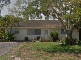 1137 Hilltop Dr, Naples, FL 34103