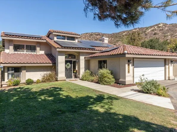 9174 Old Castle Rd, Valley Center, CA 92082