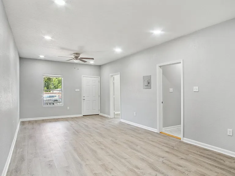 1412 Hays St — Photo 8