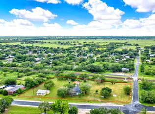 225/255/285 San Antonio Ave, Leming, TX 78064