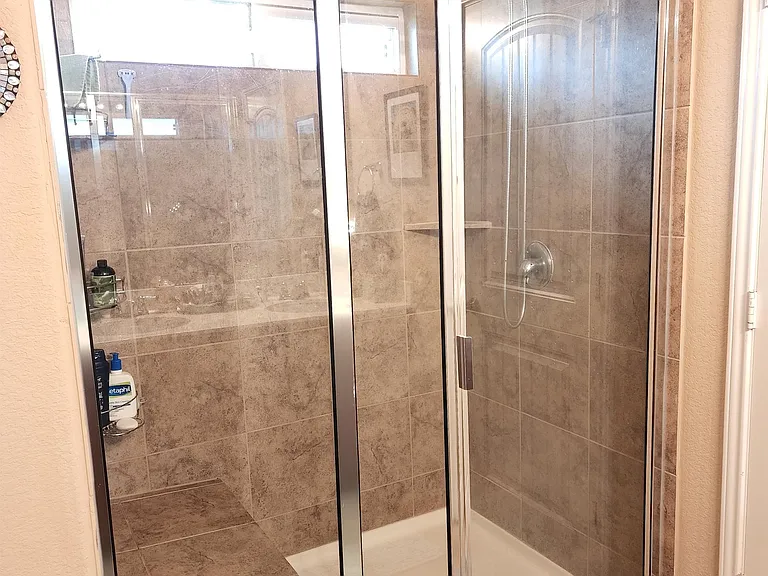 109 Bastian Ln — Photo 7