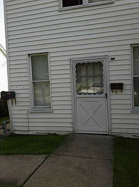 2nd image of 537 10th St