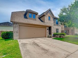 5922 Sandy Creek Dr, Baytown, TX 77523