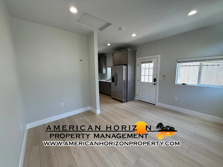 6597 Laurel Crest Cir #A — Photo 2