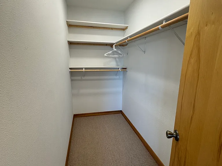 14800 Harborview Dr — Photo 17