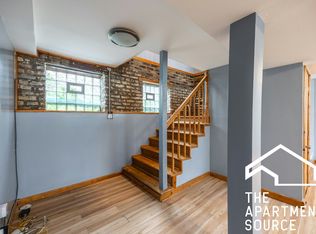 1349 N Washtenaw Ave #1S, Chicago, IL 60622