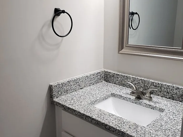 610 Commerce St #22 — Photo 10