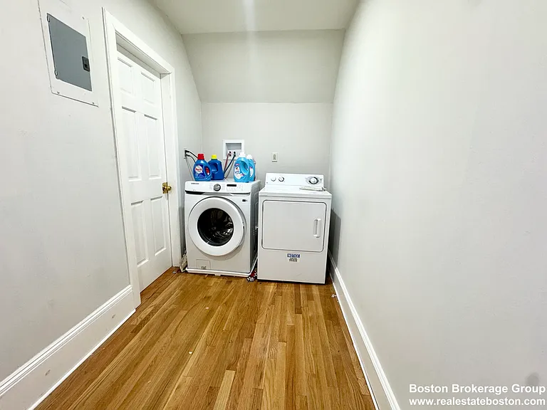 28 Sumner St — Photo 7