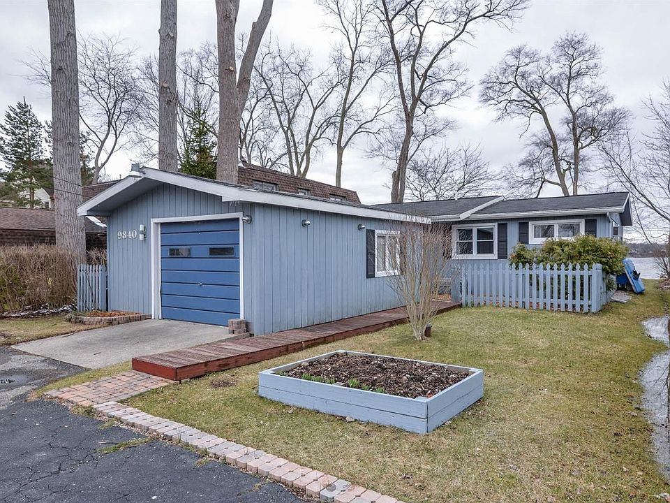 1st image of 9840 Bluewater Dr
