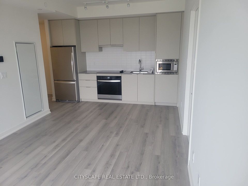 1st image of 3071 Trafalgar Rd #603