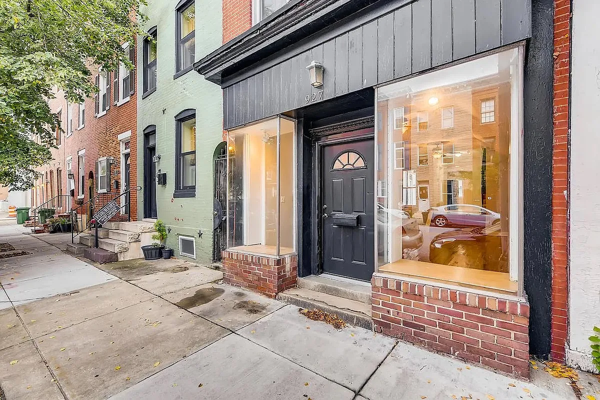 Building Photo - 927 S Hanover St