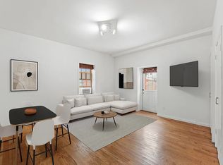 257 Water St, New York, NY 10038