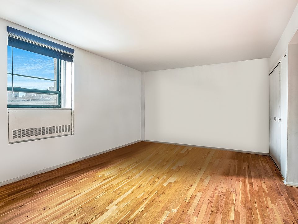 1st image of 111 Hicks St APT 6C