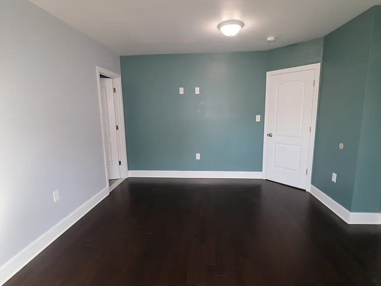 73 Franklin Ter #2 — Photo 5